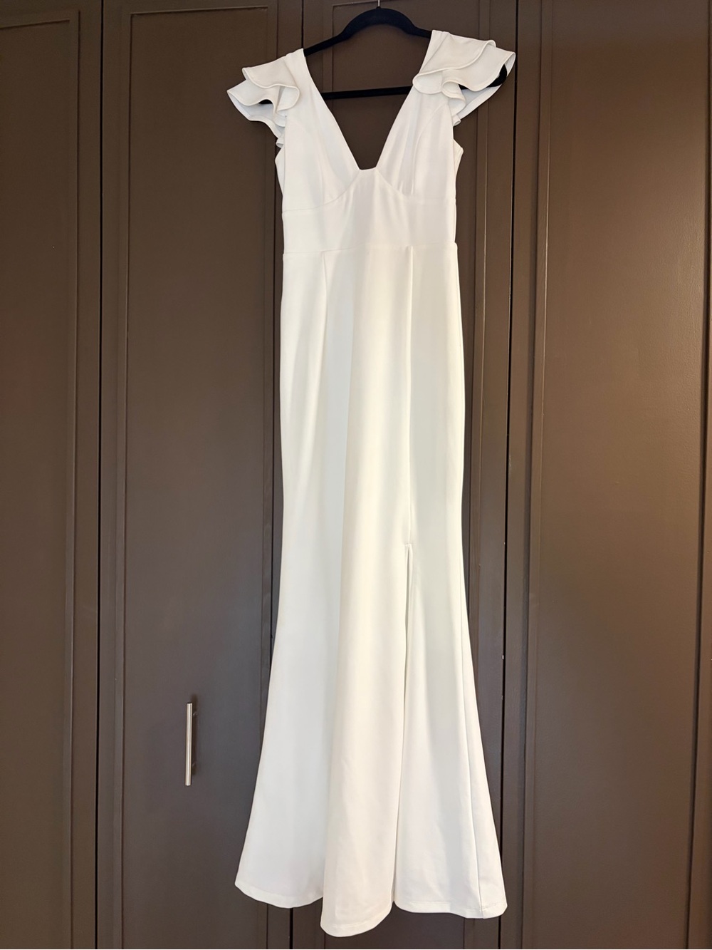 Elegant Bridal White Ruffle-Sleeve Maxi Dress